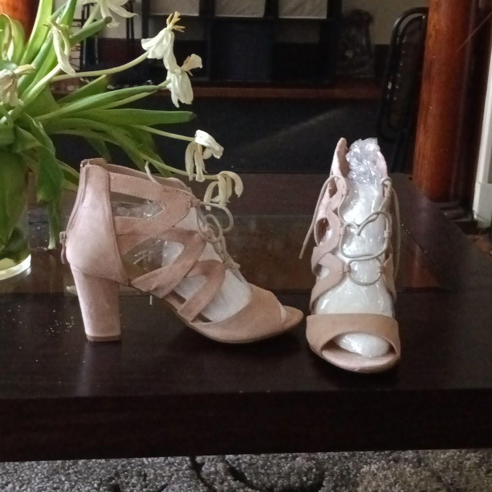 Women shoes